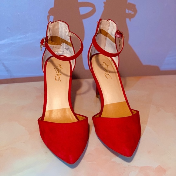 Vanesssa pointed-toe pumps - Picture 2 of 5